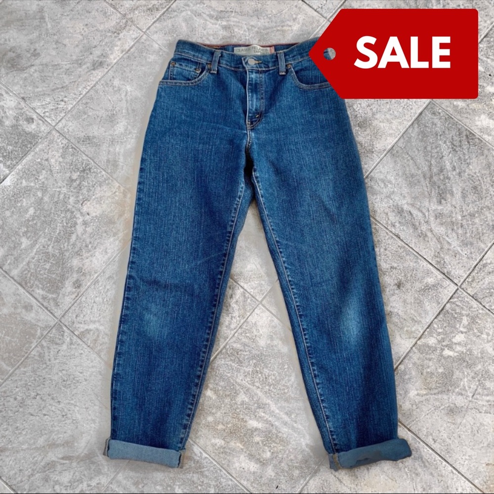 Levi’s 550 Classic Tapered Jeans